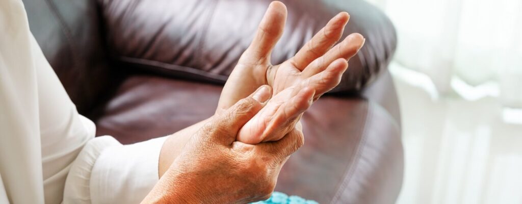 Understanding_Hand_Pain_Causes_And_Treatment_Options